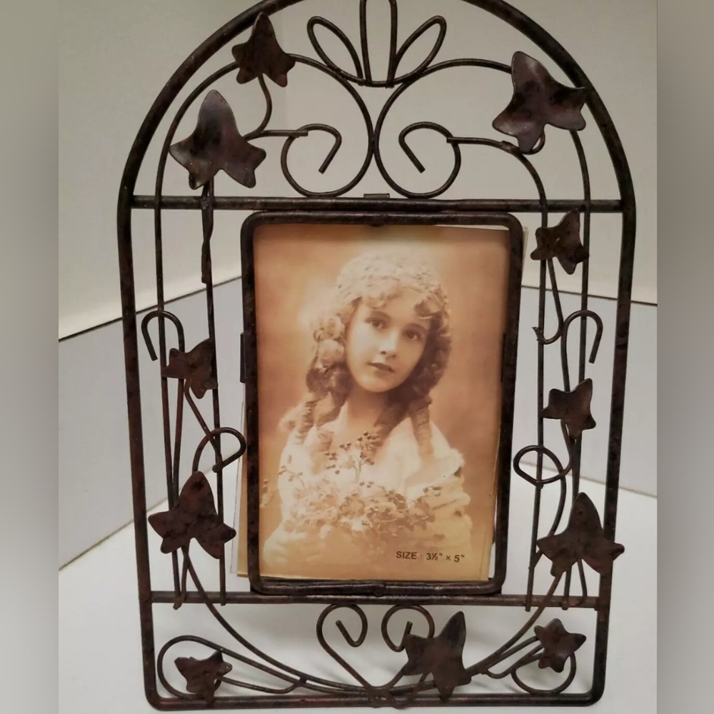 Vintage Copper Art Nouveau Picture Frame for Photos 3.5"×5" Ivy Decor Pre-owned